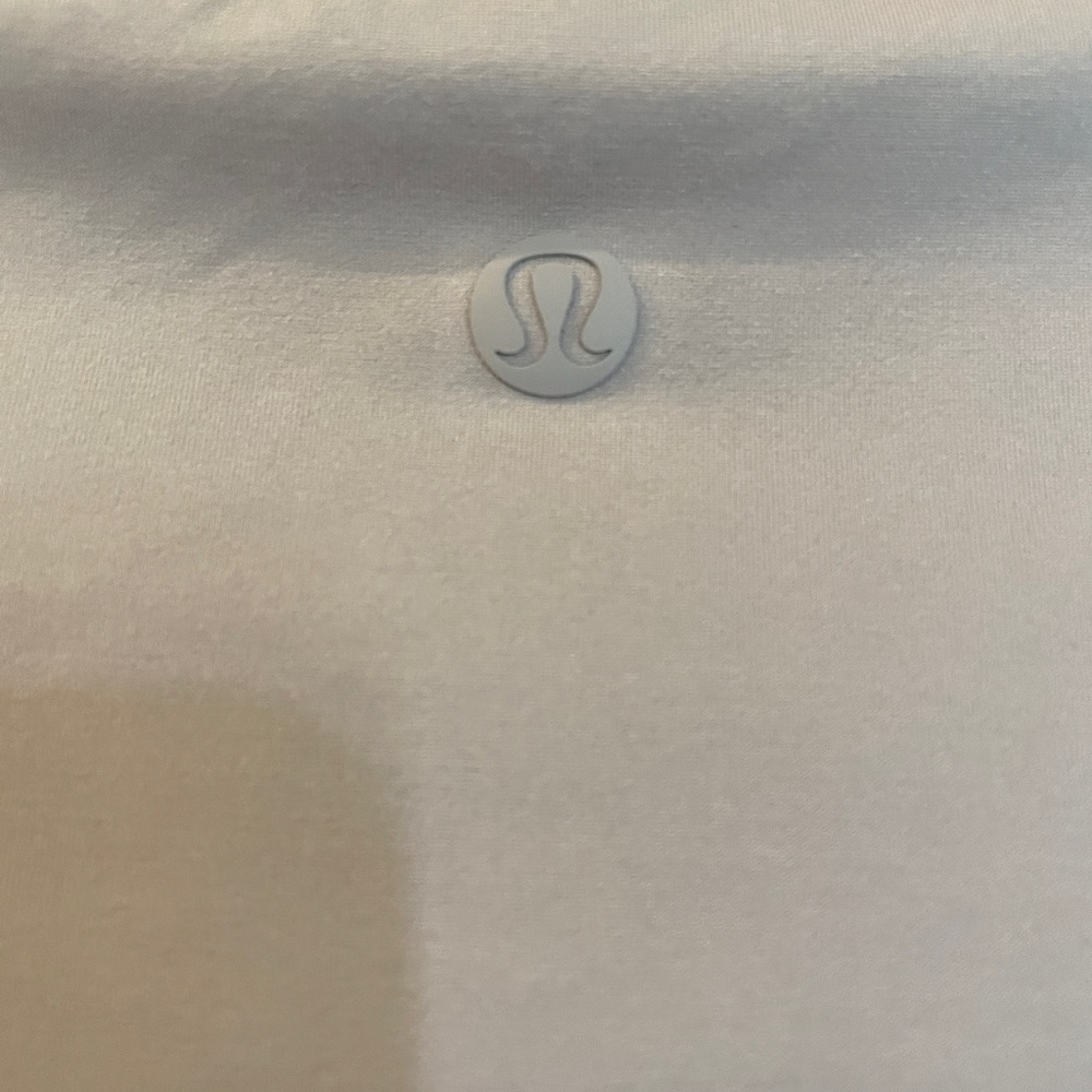 Lululemon twist crop top